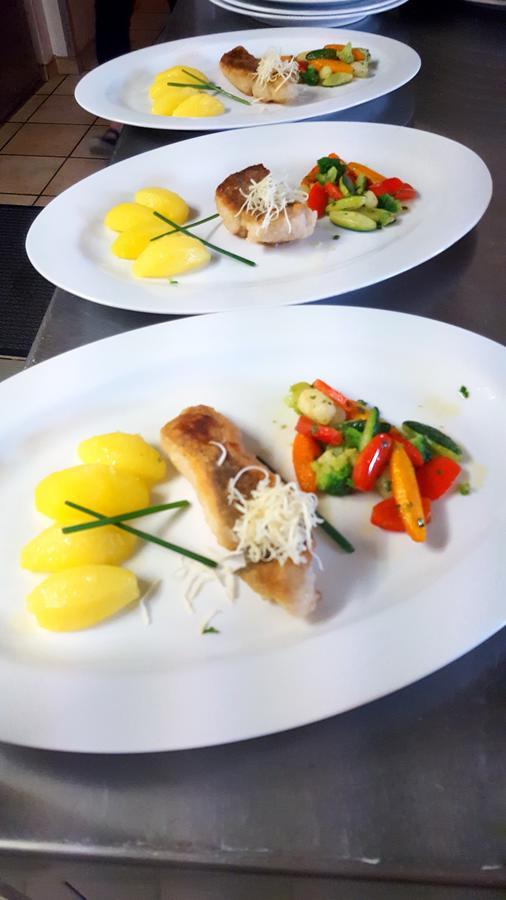 Hotel-Cafe Rathaus Бад Абах Екстериор снимка